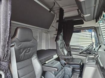 TGX 41.680 8X4/4 BLS / WSK - 250 T / RETARDER